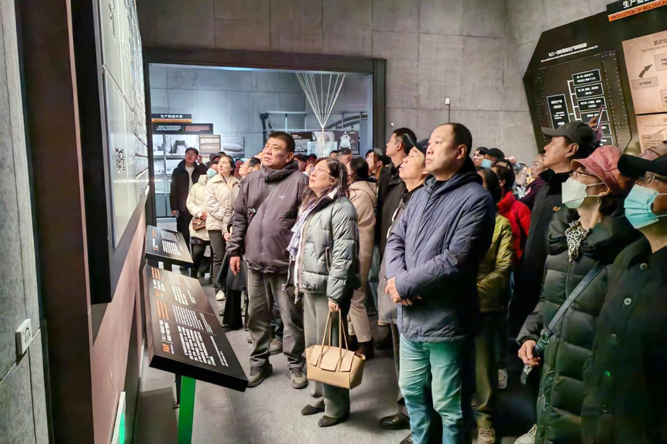 緬懷先烈志 清明祭英魂&mdash;&mdash;哈藥集團(tuán)所屬各企業(yè)黨組織開展清明節(jié)主題系列活動